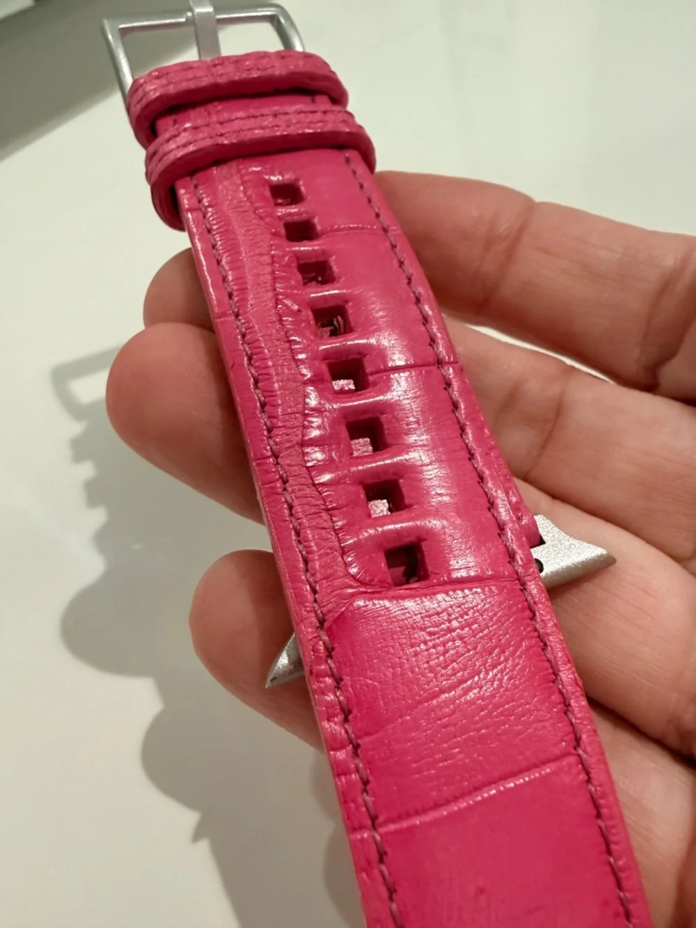 Abas genuine alligator